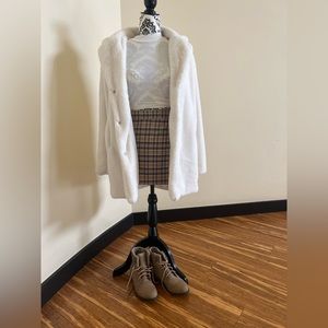 Entire outfit with shoes. So cute and cozy!